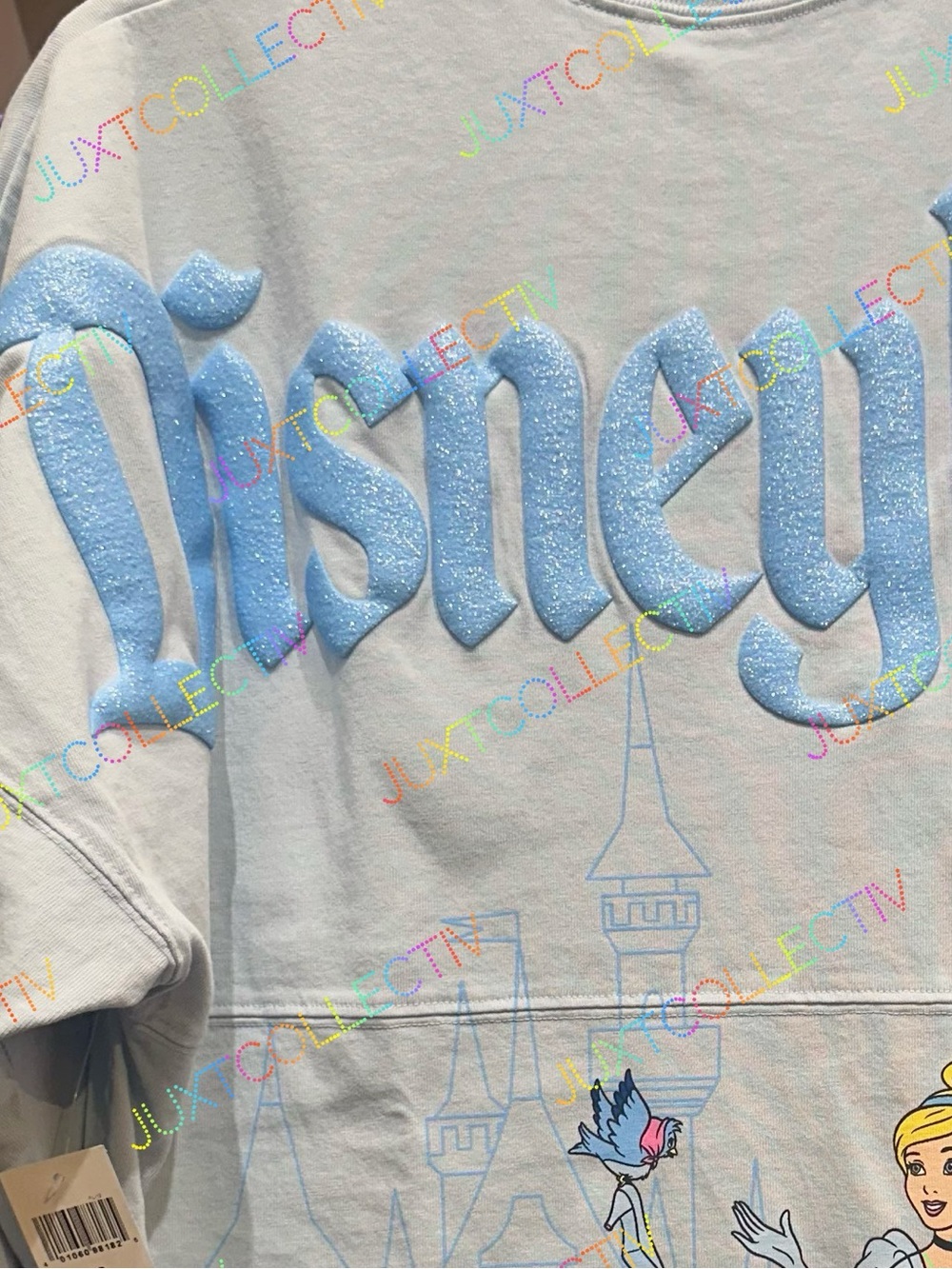 Disneyland Cinderella Spirit Jersey / Princess Cinderella Castle Spirit Jersey - Picture 4 of 7